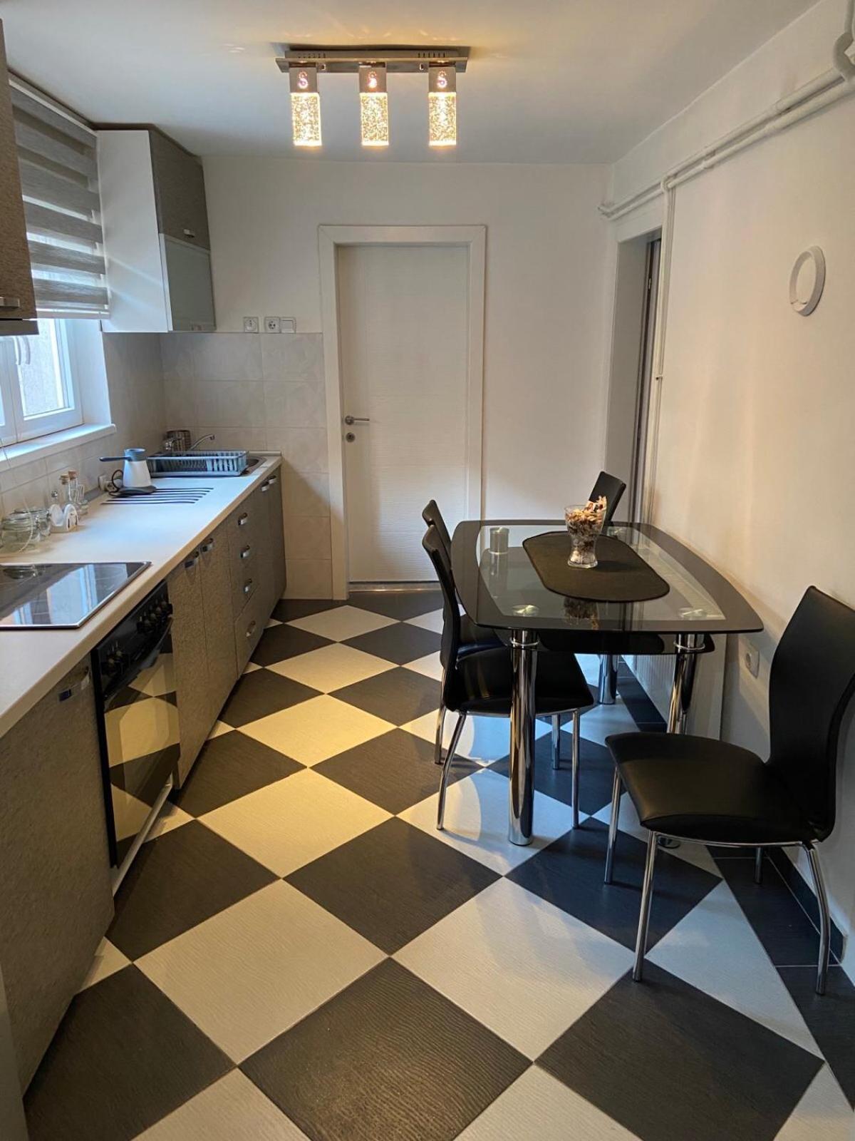 Downtown Apartment Nis Exterior photo