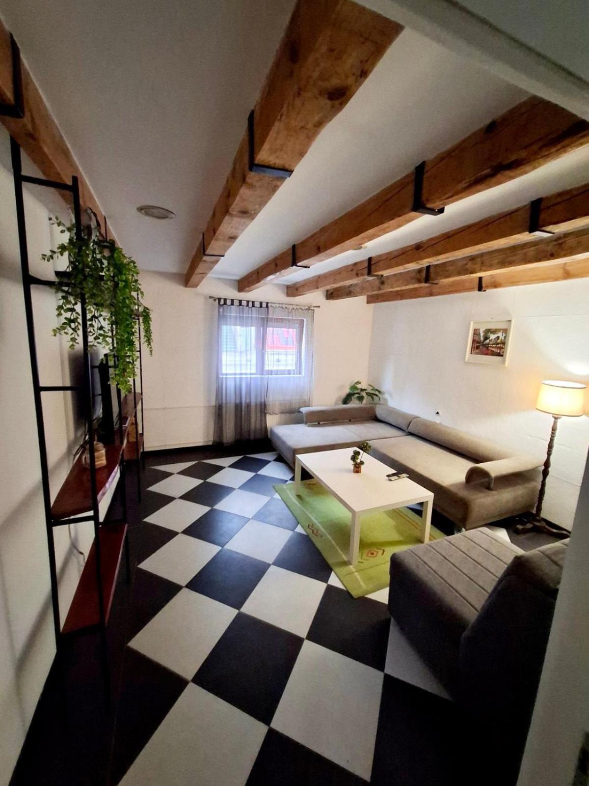 Downtown Apartment Nis Exterior photo